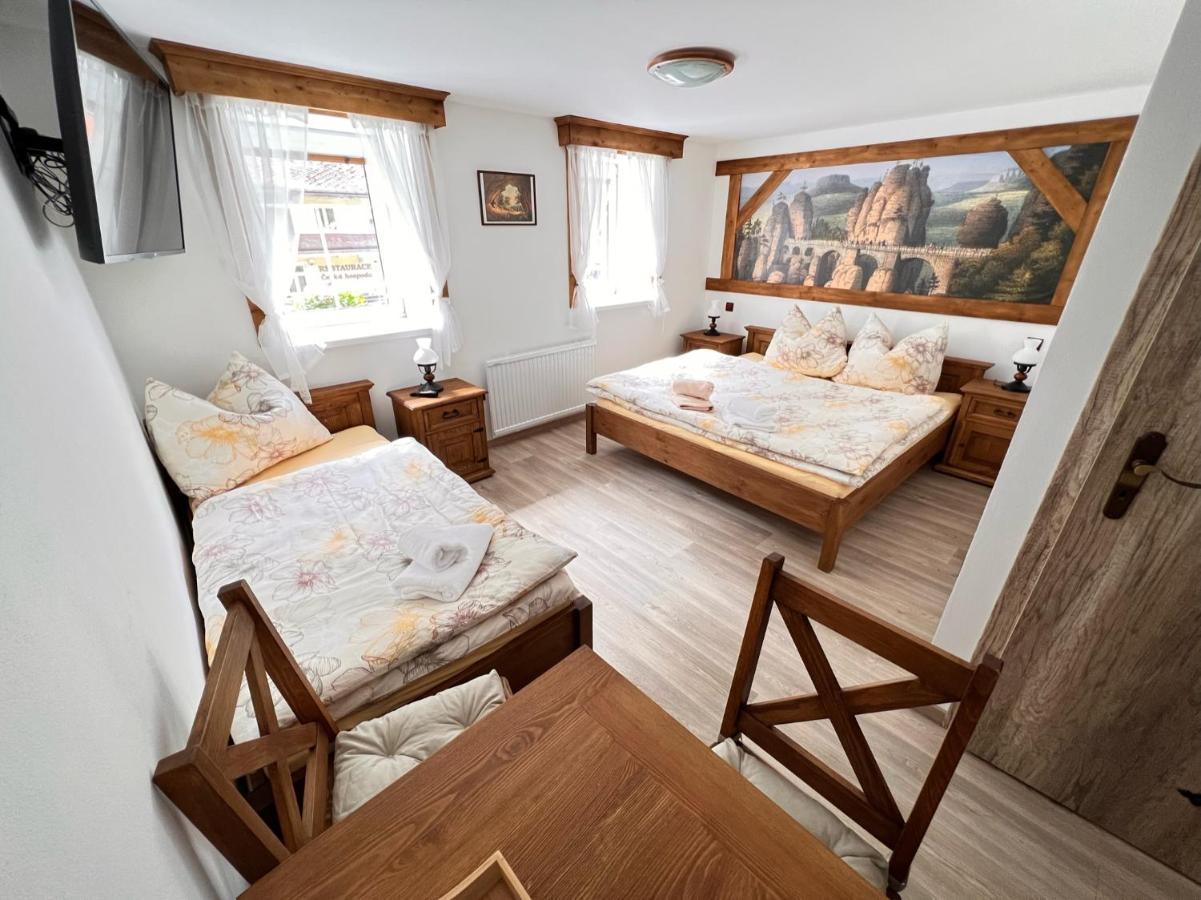 Pension Pod Skalou Hřensko Exterior foto